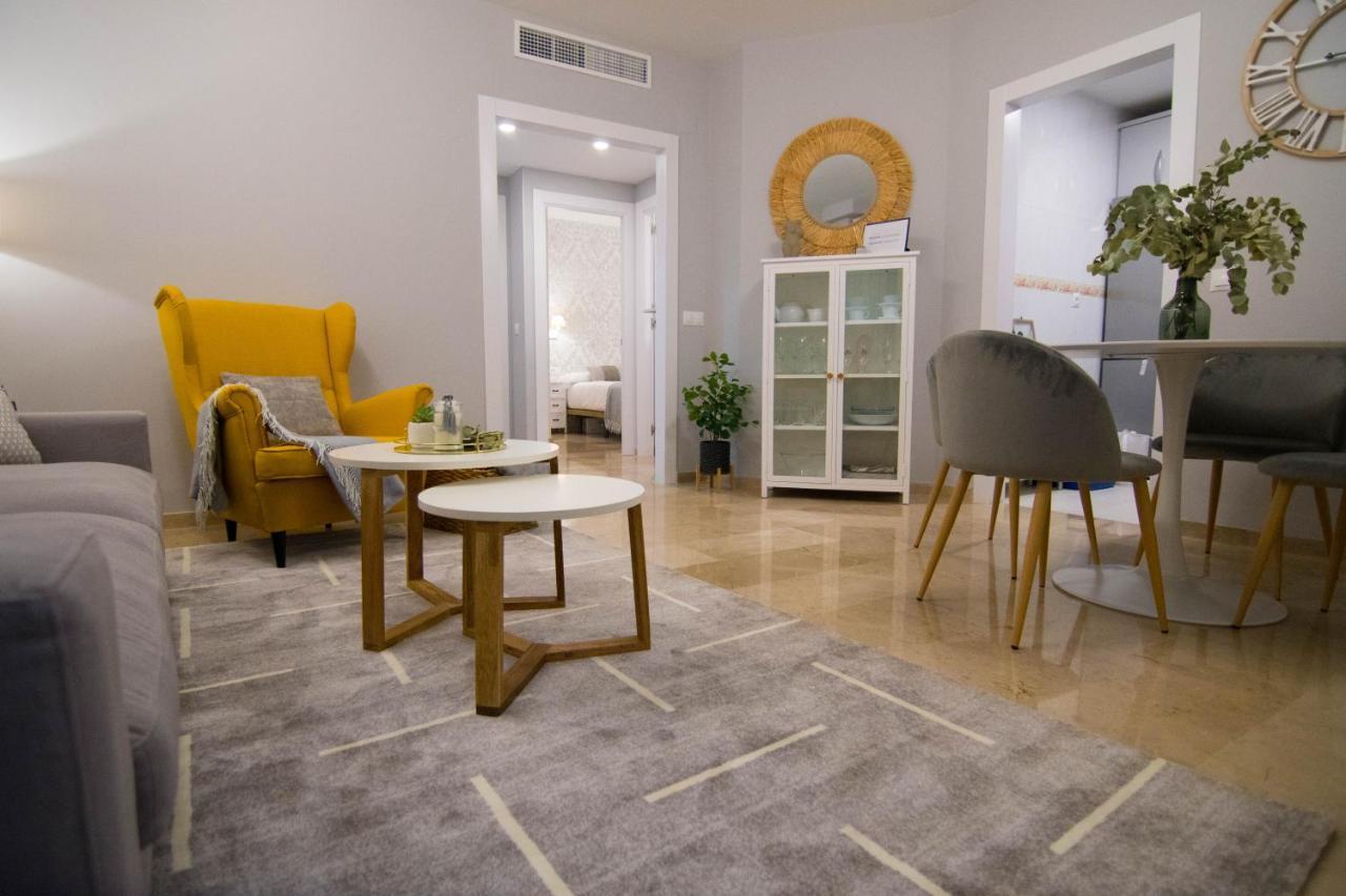 New! Luxury Center & 2 Balconies Apartament *