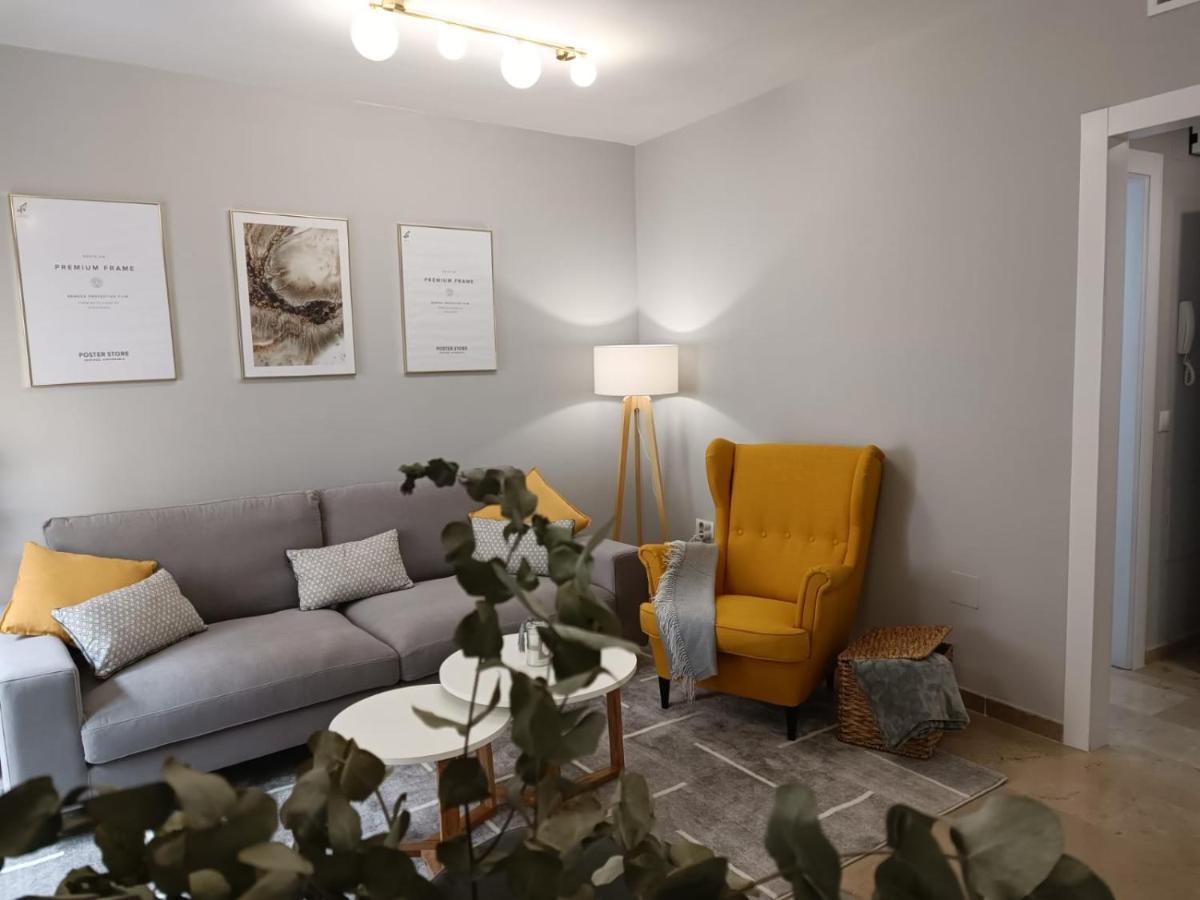 New! Luxury Center & 2 Balconies Apartament